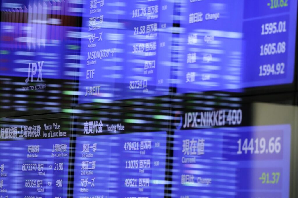 【日本市況】債券上昇、米金利低下と５年債入札を無難通過－円は堅調